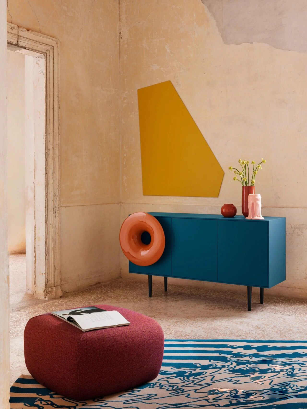 Modern Italian Style Sideboard with Circular Design Element, High-Gloss Piano Lacquer Finish Storage Cabinet with Custom Color Options