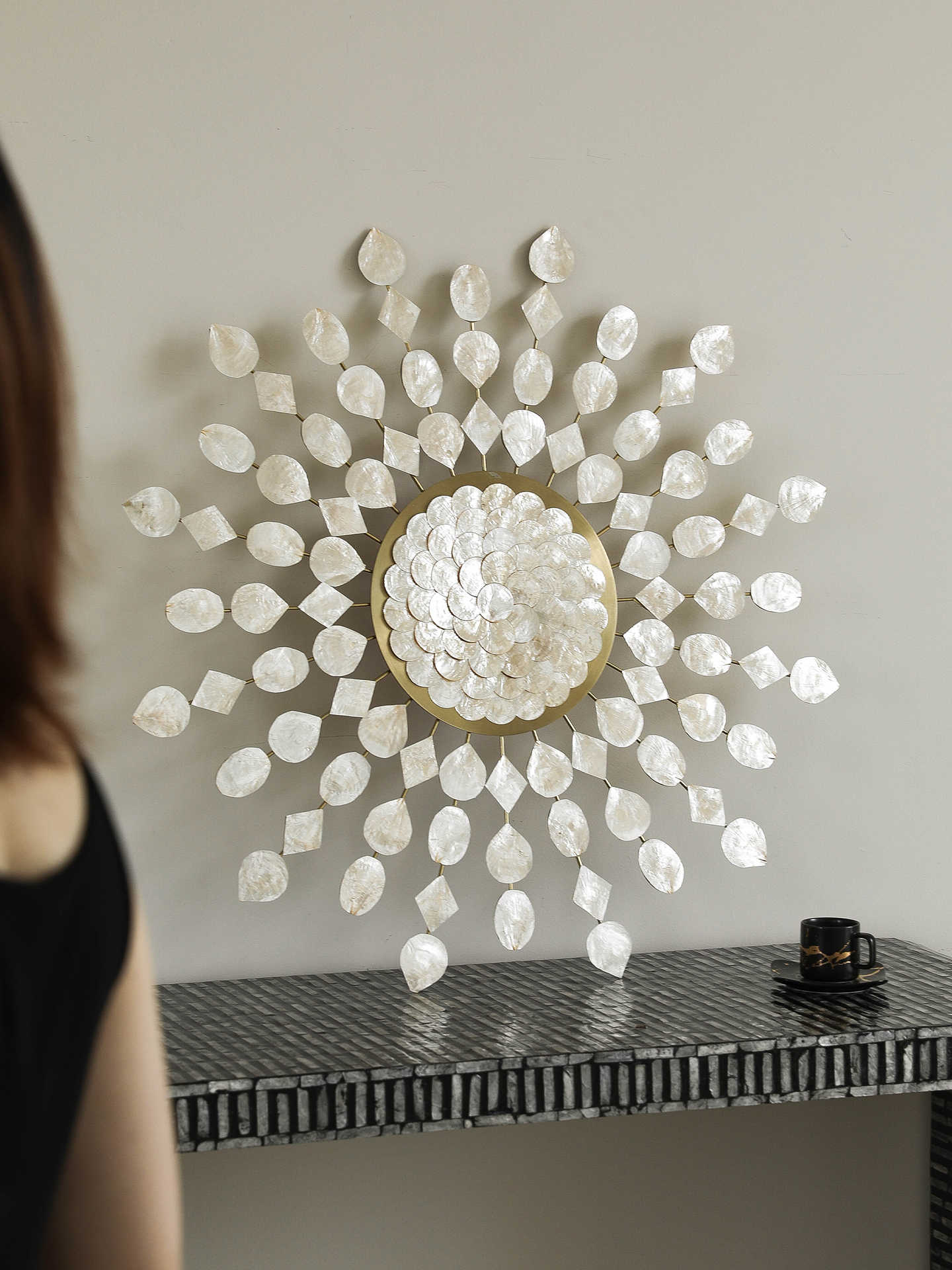 Luxury Gold Geometric Starburst Wall Art, Pearl Shell Decorative Metal Sculpture for Living Room & Dining Room