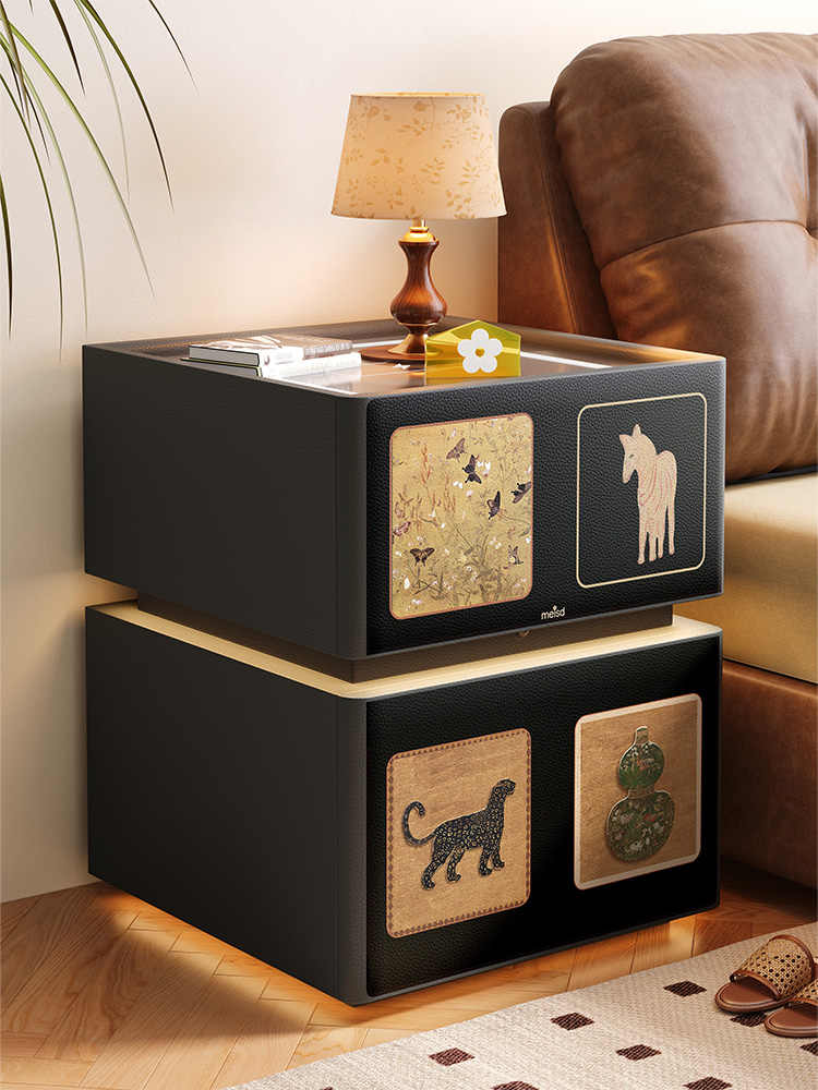 Smart Nightstand with Wireless Charging & LED Touch Lamp, Vintage Animal Print Bedside Cabinet, Modern Luxury Bedroom Furniture with Motion Sensor Light
