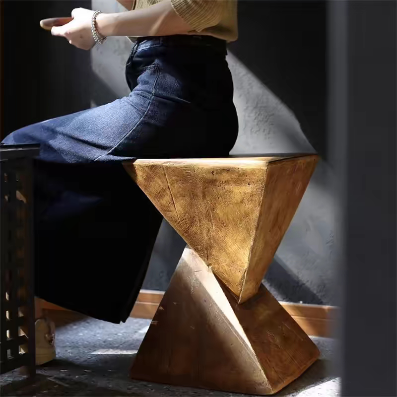 Modern Twisted Hourglass Side Table – Solid Wood Geometric End Table, Scandinavian Minimalist Accent Table, Sculptural Coffee Table for Living Room, Bedroom, Office
