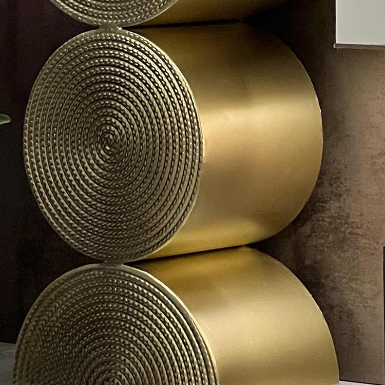 Nordic Golden Wheat Pattern Metal Side Table, Stackable Cylindrical Accent Tables with Sculptural Texture, Contemporary Living Room Nesting Tables