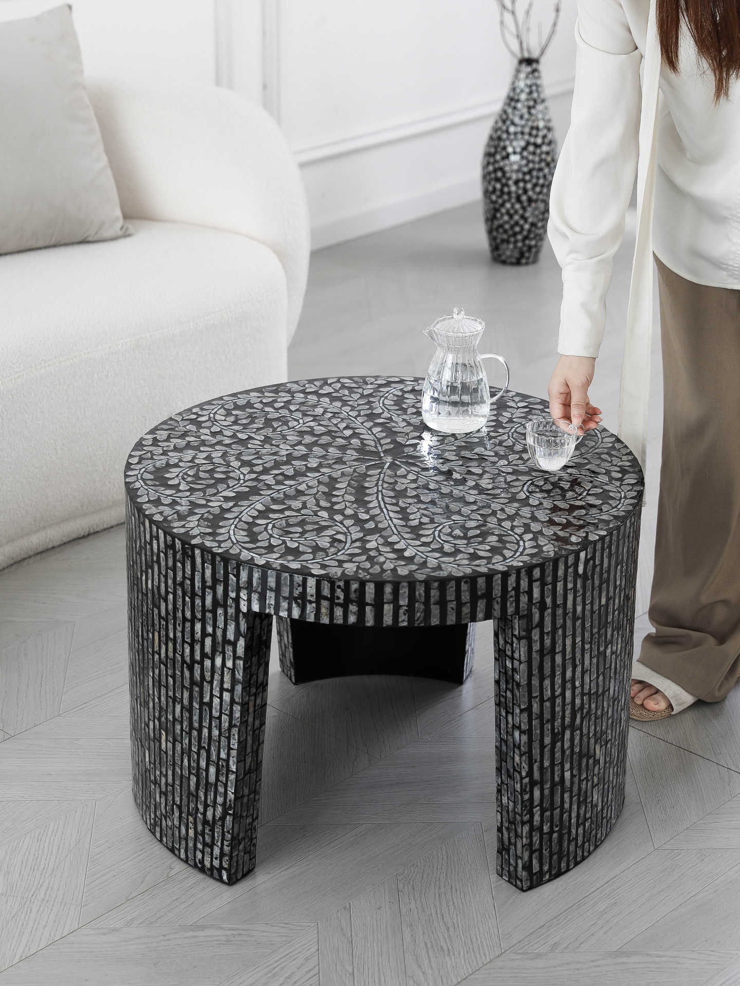 Luxury Minimalist Round Coffee Table, Black Iris Mosaic Accent Table for Living Room & Modern Asian Decor