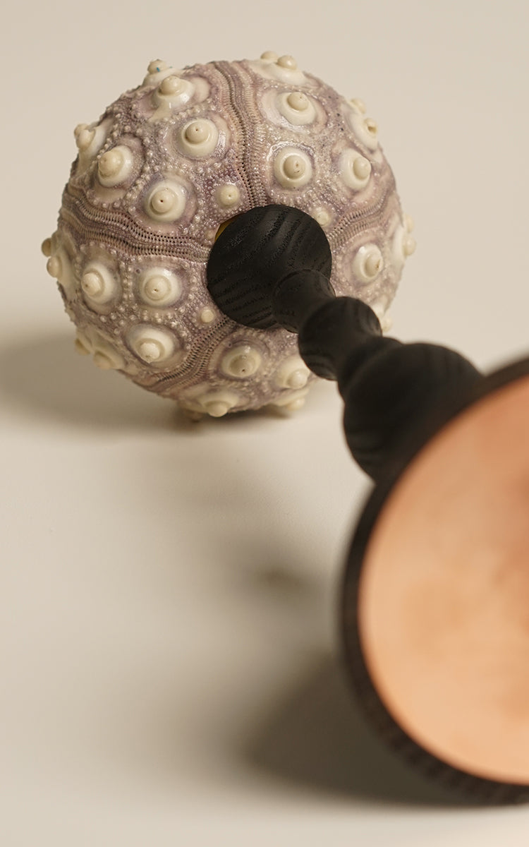 Handmade Sea Urchin Table Lamp, USB Rechargeable Black Wood Ambient Light, Touch Dimmable Modern Vintage Night Light for Bedroom, Living Room, Gifts