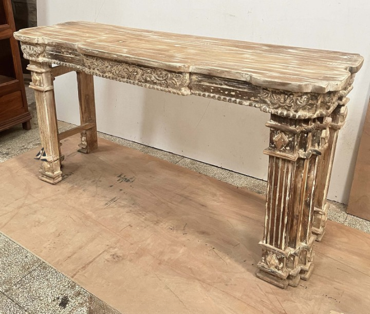 Handcrafted Vintage Wooden Console Table Rustic Carved Entryway Table Farmhouse Sofa Table Antique Style Hallway Accent Console for Living Room Foyer