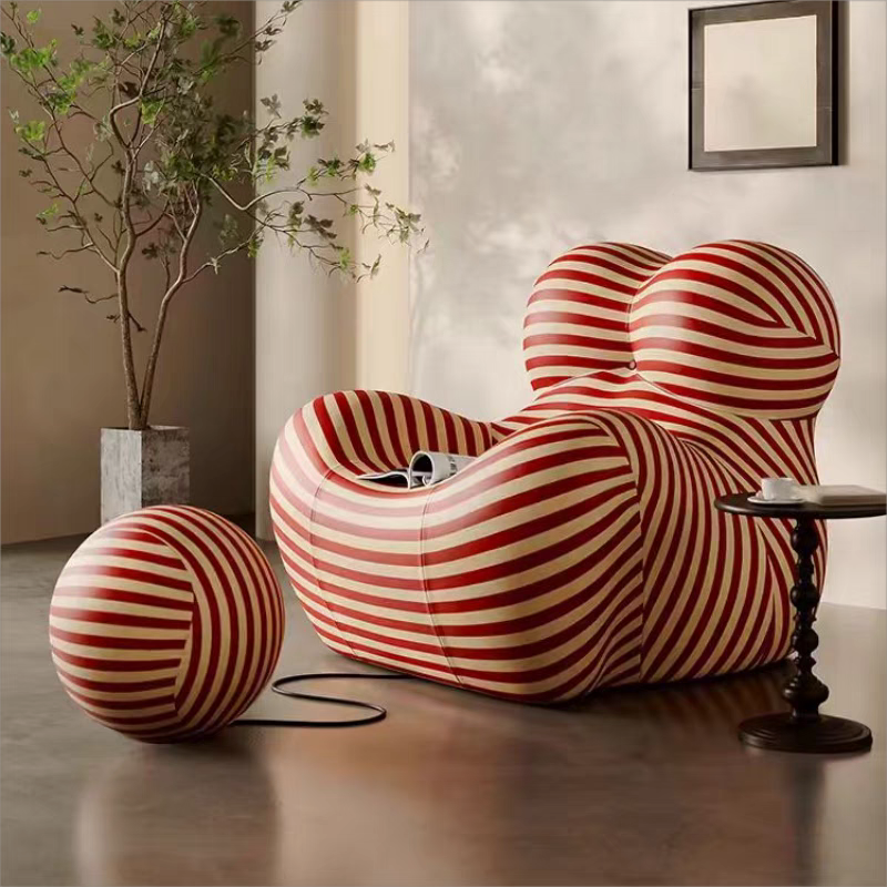 The UP chair set