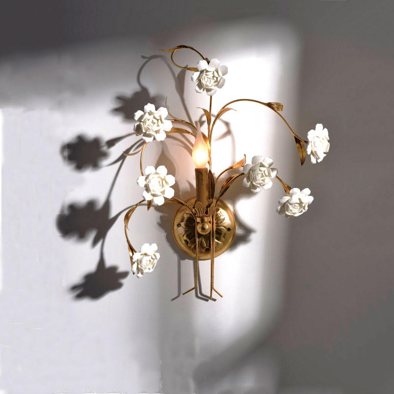 White Ceramic Flower Brass Wall Sconce, Modern Elegant Wall Mounted Lamp for Bedroom, Living Room, and Hallway Interior Decor