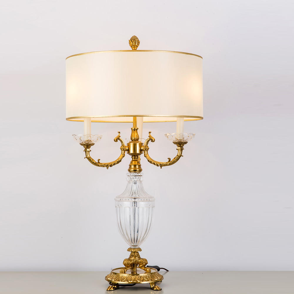 Luxury Brass Crystal Candelabra Table Lamp, Antique LED Desk Light for Hotel, Villa, Church, Restaurant, Noble Home