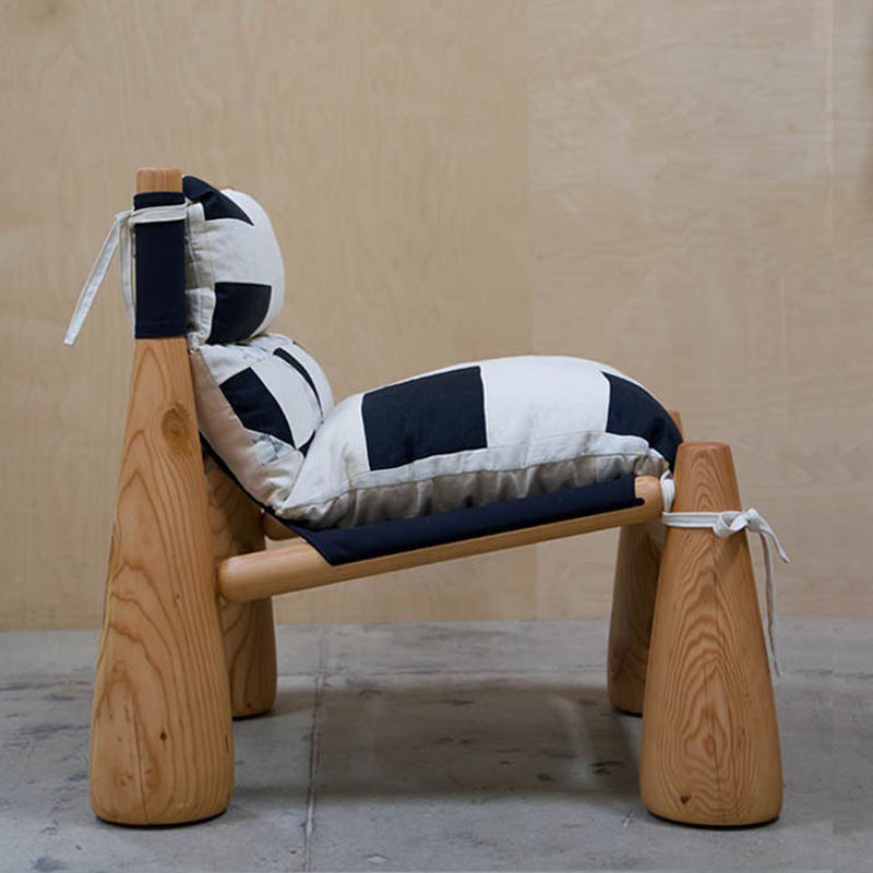 Modern Ash Wood Single Lounge Chair, Artistic Graffiti Fabric Upholstery, Cotton-Filled Accent Chair for Living Room and Bedroom