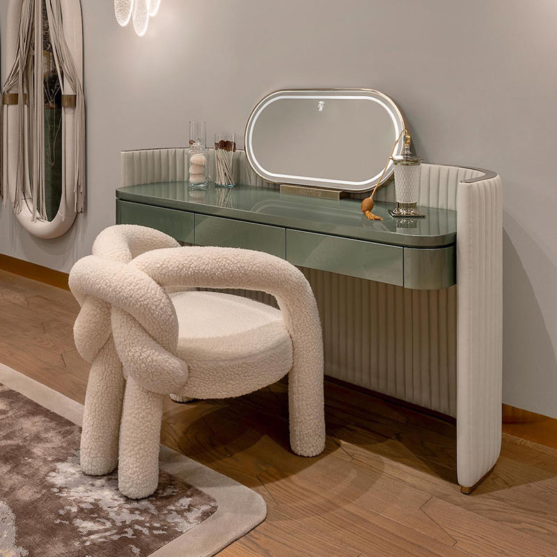 Modern Velvet Vanity Chair, Sculptural Fiberglass Accent Seat for Bedroom and Living Room, Ergonomic High Density Sponge Upholstery