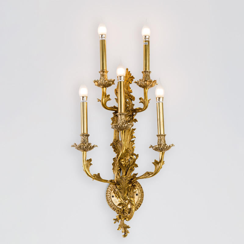 Golden Floral Candlestick Wall Sconce, Antique Brass 4-Light Candle Holder Wall Lamp for Graceful Living Room or Hallway Decor