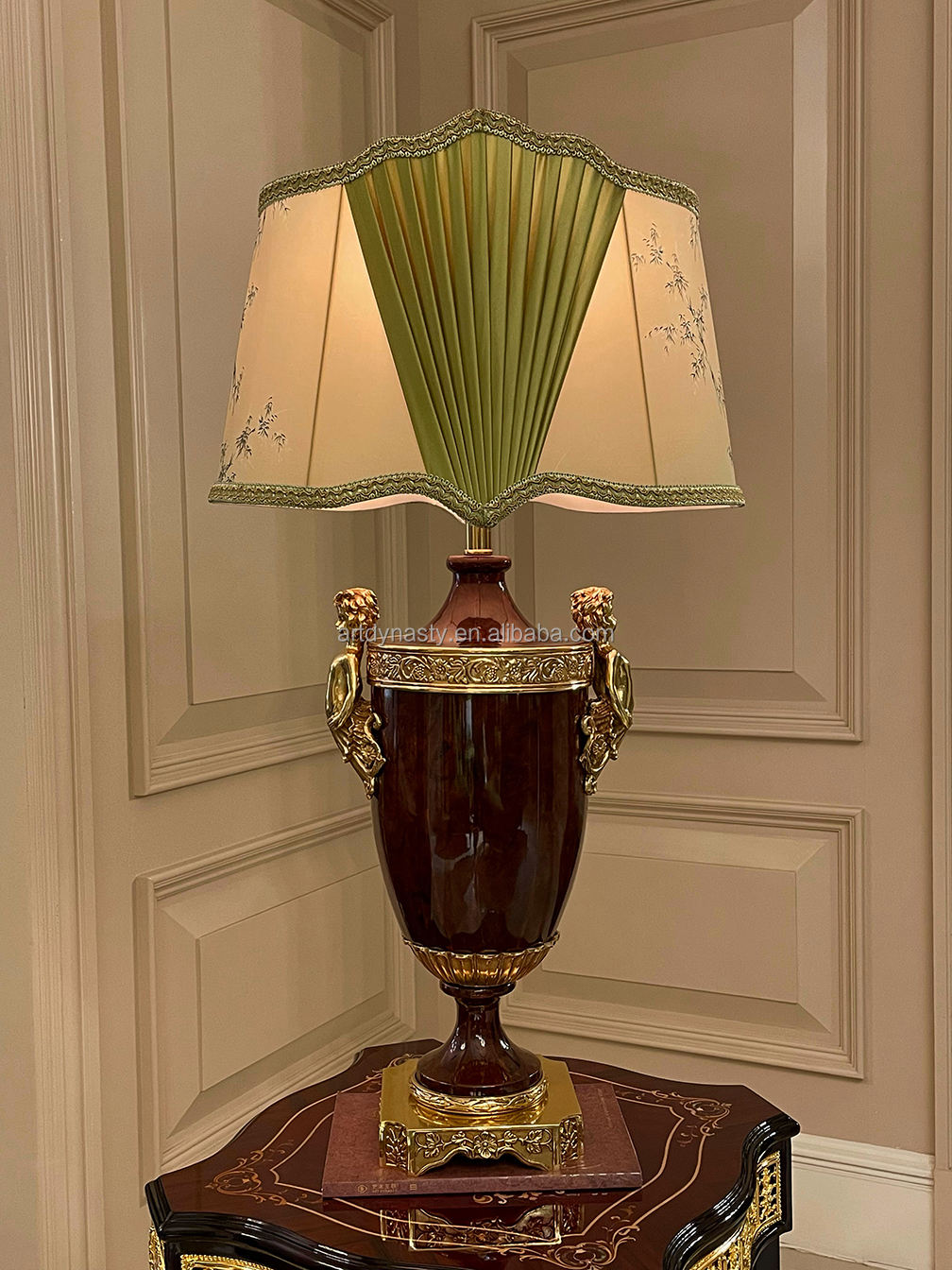 Classical Table Lamp with Carved Gilded Brass & Wooden Base, Bedroom Bedside or Living Room Study Room LED Light, Scalloped Shade