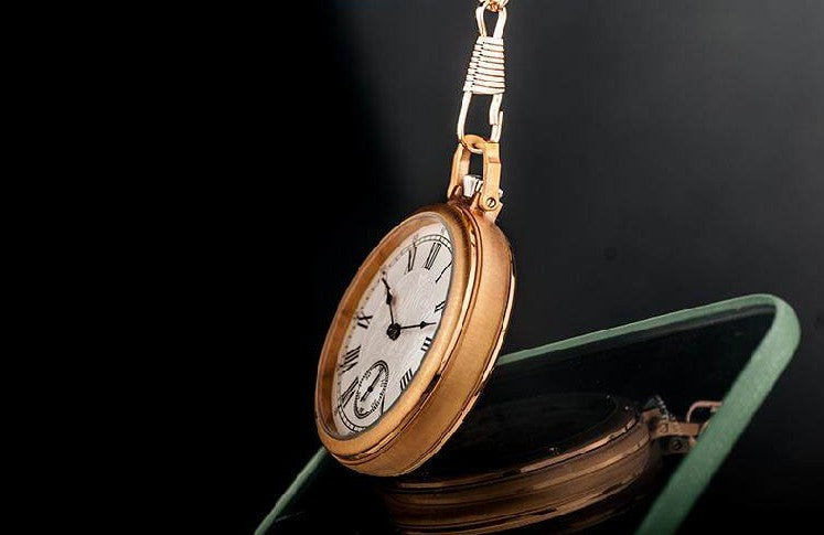 Rose Gold Mechanical Pocket Watch, Stainless Steel Hand Wind Movement with Roman Numeral Dial and Small Seconds, Vintage Pendant Watch with Chain for Men, Women, Gift