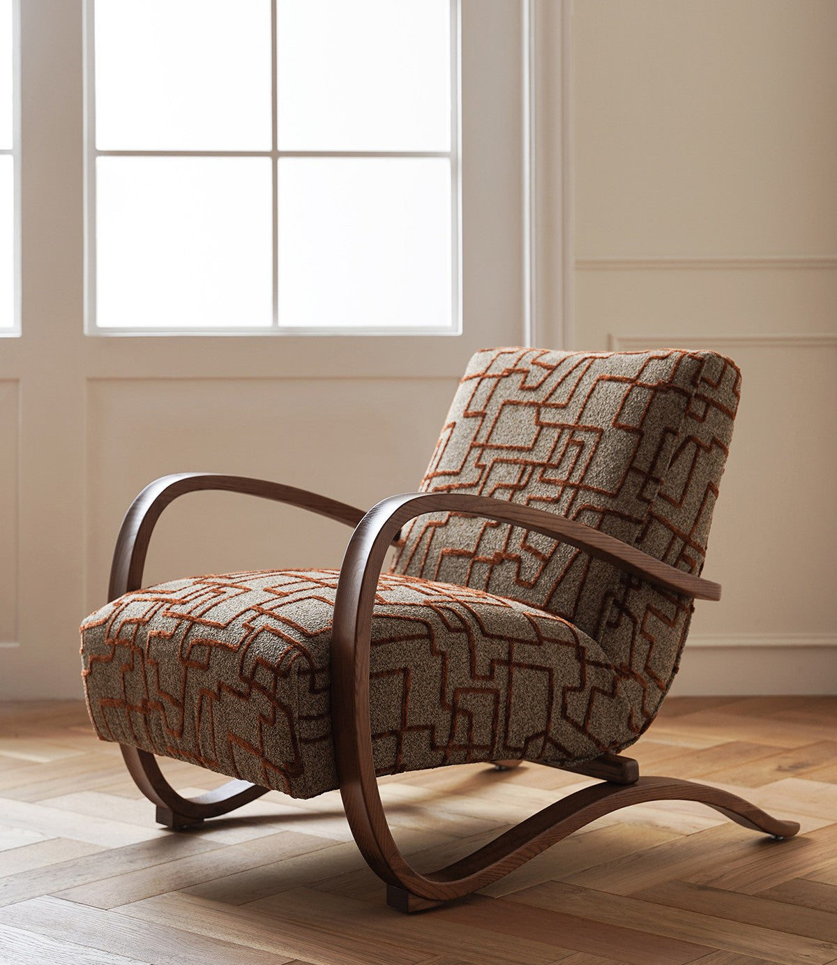 Mid Century Modern Fabric Accent Chair, Geometric Upholstered Lounge Chair with Curved Solid Wood Arms, Single Sofa Chair for Living Room, Bedroom, Reading Nook, Office