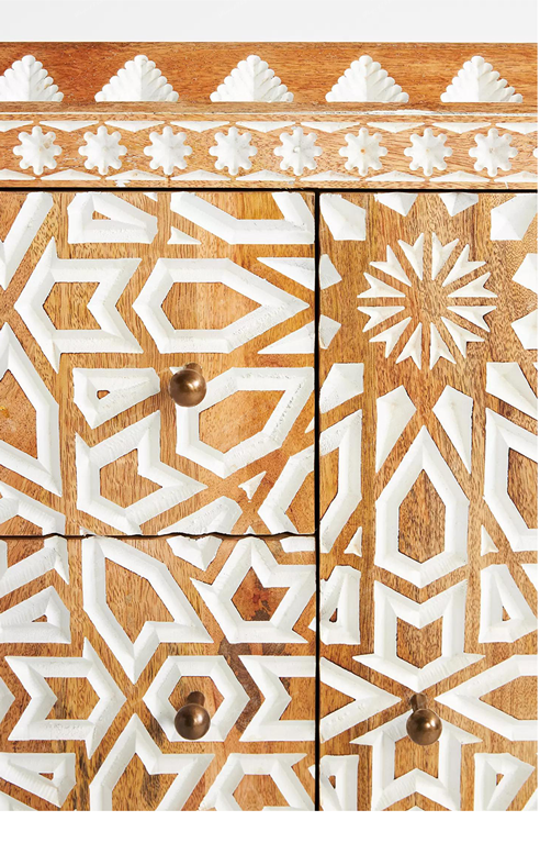 White and Gold Geometric Sideboard Cabinet, Solid Wood Buffet Storage Cabinet, Moroccan Pattern Accent Credenza for Dining Room, Living Room, Entryway, Hallway