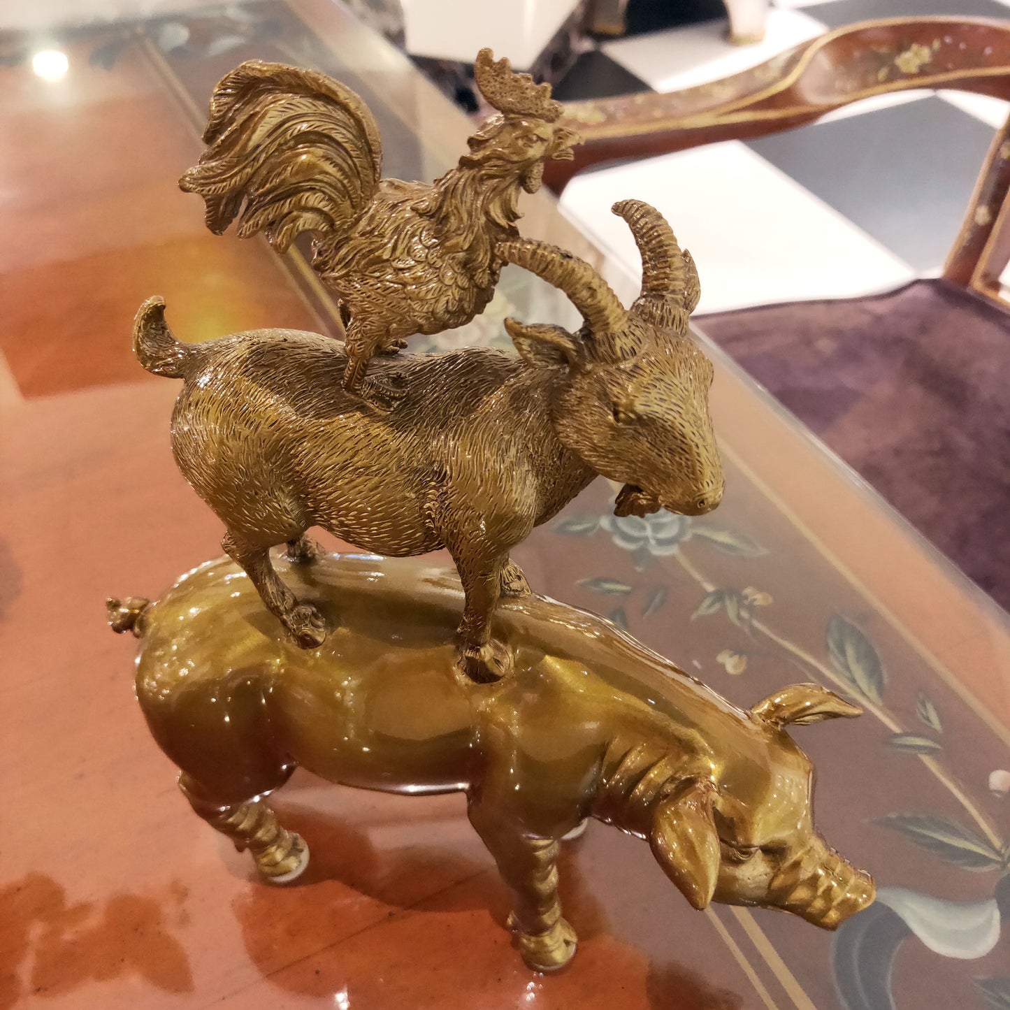 Gold Stacked Farm Animal Statue, Pig Goat and Rooster Decorative Figurine, Metallic Animal Sculpture for Farmhouse Decor, Tabletop Centerpiece, Bookshelf, Office Desk, Living Room and Gift Display