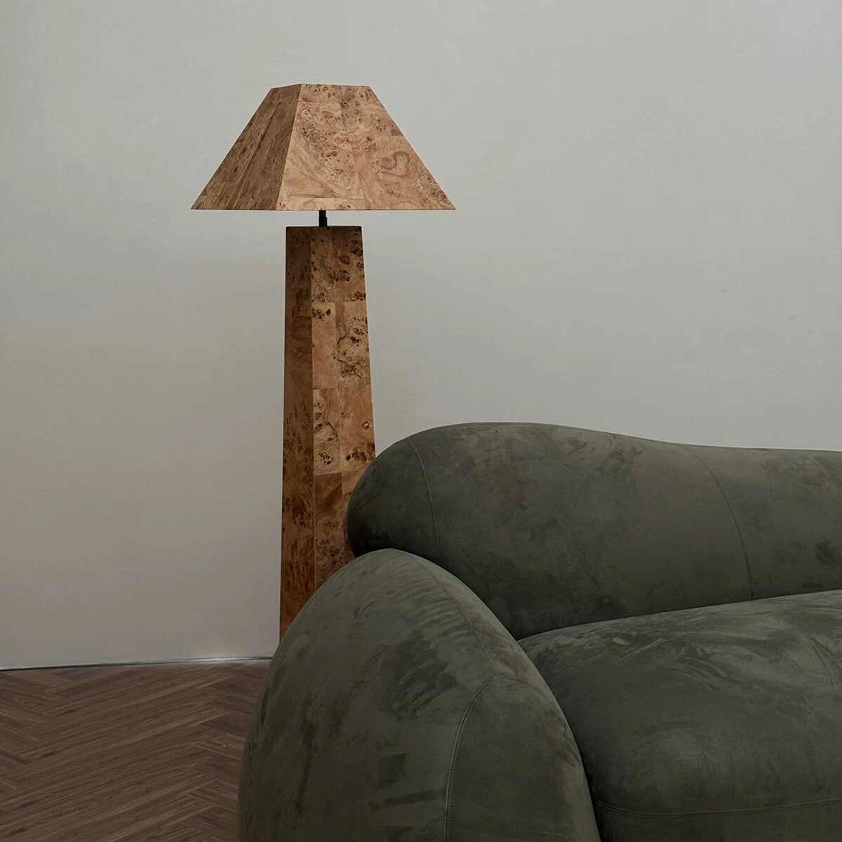 Burl Wood Veneer Floor Lamp, Geometric Standing Lamp with Matching Wood Shade, Art Deco Inspired Accent Floor Light for Living Room Bedroom Hotel Villa Decor