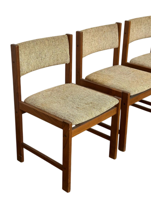 Solid Wood Dining Chair with Upholstered Seat and Back, Modern Vintage Accent Chair, Beige Fabric Kitchen Chair, Wooden Side Chair for Dining Room, Living Room, Reception Area, Cafe and Meeting Space