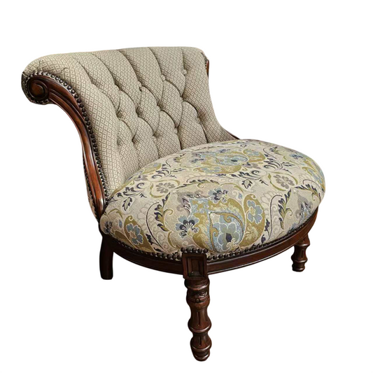 Traditional Floral Accent Chair with Tufted Back and Carved Wood Frame