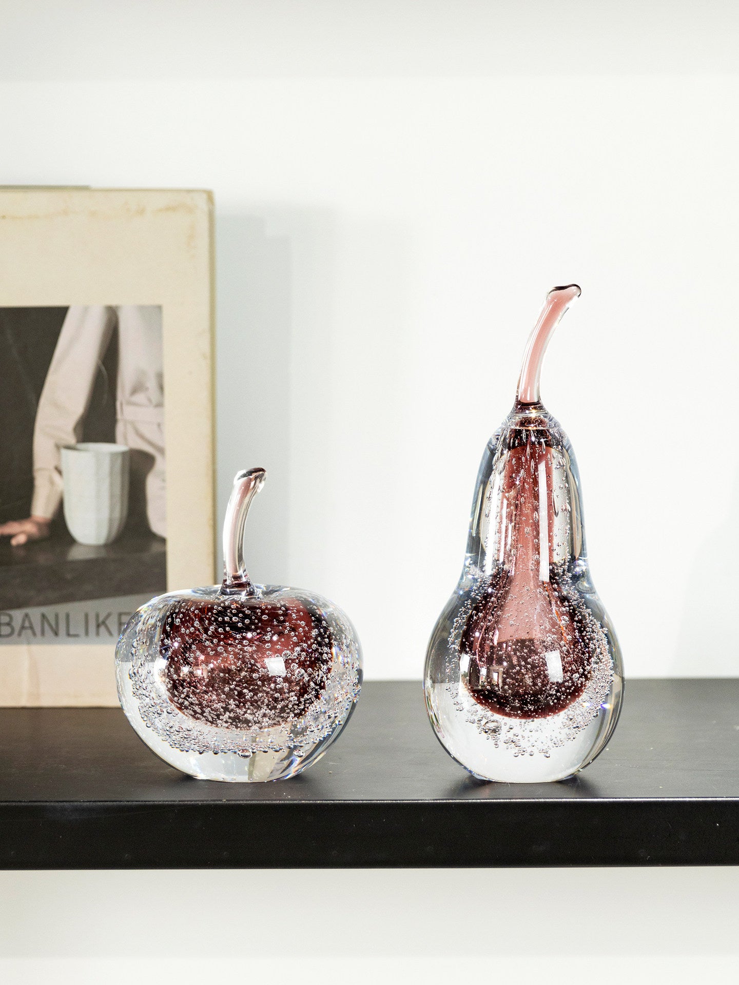 Decorative Glass Apple and Pear Figurine Set, Handcrafted Art Glass Fruit Sculptures for Coffee Table, Bookshelf, Entryway, Office Desk and Home Décor