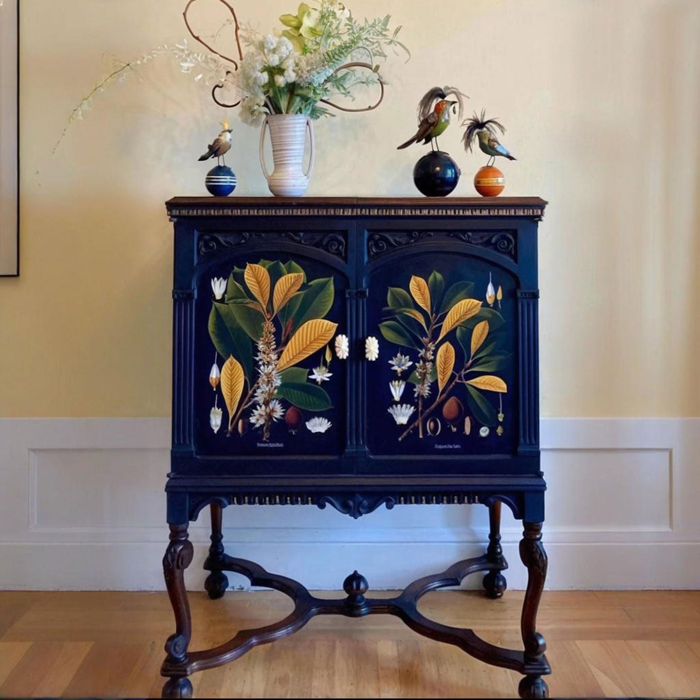 Deep Navy Blue Solid Wood 2-Door Accent Cabinet, Hand-Painted Botanical Entryway Storage Cupboard with Carved Legs and Curved Cross Stretcher for Foyer, Living Room, Dining Room and Hallway