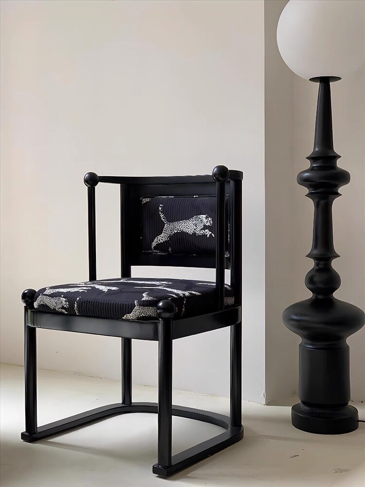 Black Solid Wood Dining Chair with Arms, Leopard Print Upholstered Seat and Back, Vintage Accent Armchair for Dining Room, Kitchen, Cafe, Tea Room, Hotel, Study, and Living Room
