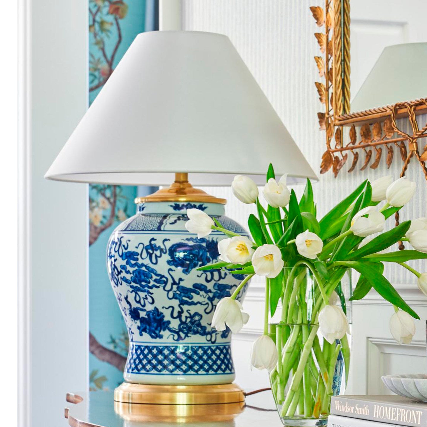 Large Blue and White Ceramic Table Lamp with Brass Accents, Hand Painted Porcelain Jar Bedside Lamp with Fabric Shade, E27 Socket and Button Switch for Bedroom Living Room