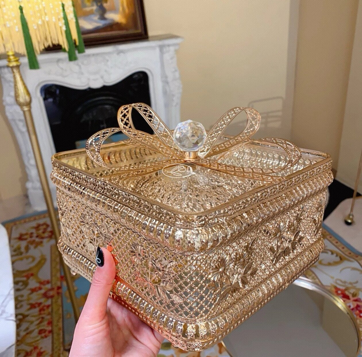 Luxury Gold Decorative Storage Box with Lid, Metal Jewelry Organizer Box, Decorative Candy Box for Coffee Table, Vanity, Living Room, Bedroom and Wedding Decor