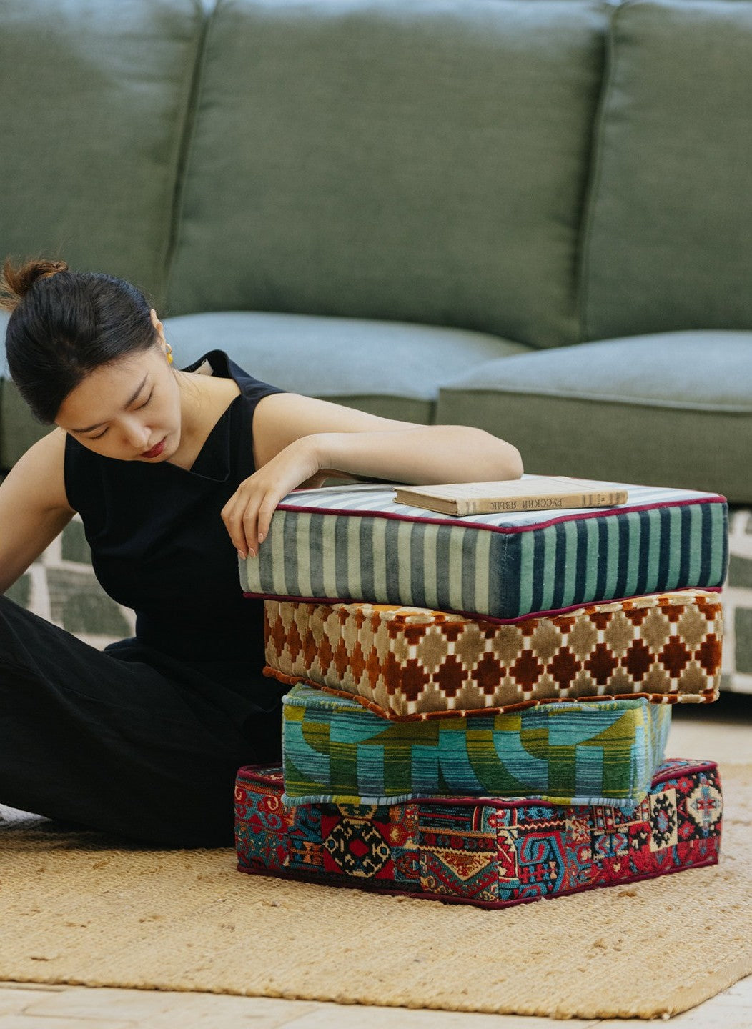Multicolor Patchwork Upholstered Ottoman Stool, Eclectic Boho Accent Footstool with Cut Velvet and Jacquard Fabric, High-Density Foam Cushion and Russian Pine Wood Frame for Living Room, Entryway, Bedroom and Vanity