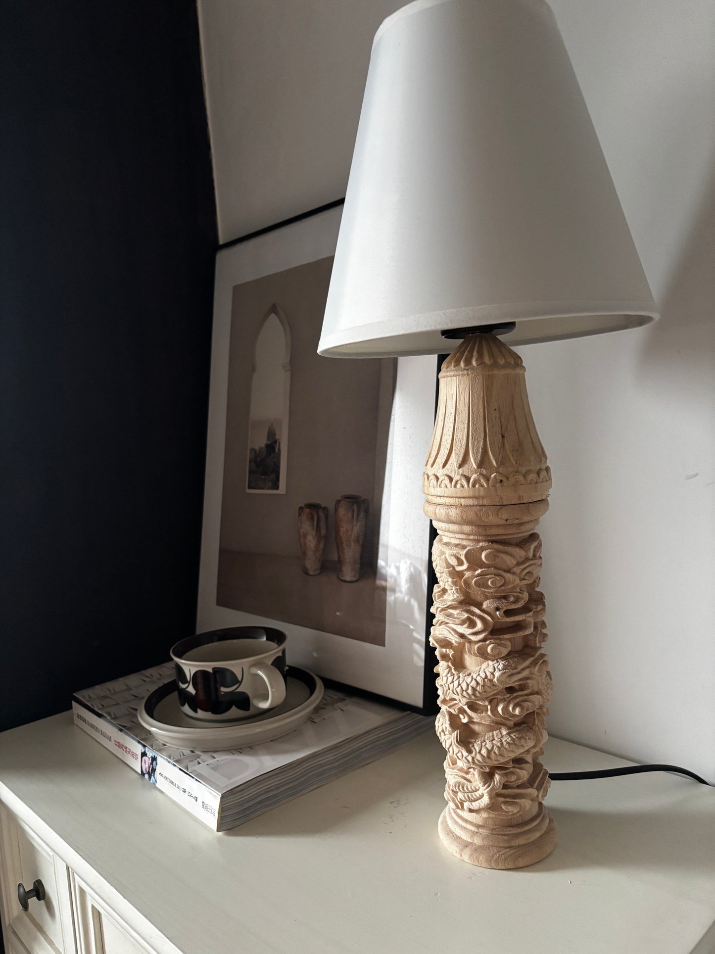 Carved Solid Wood Table Lamp with White Fabric Shade, App Remote Control Bedside Lamp, Dragon Carved Decorative Nightstand Lamp for Bedroom Living Room Study Hotel Decor