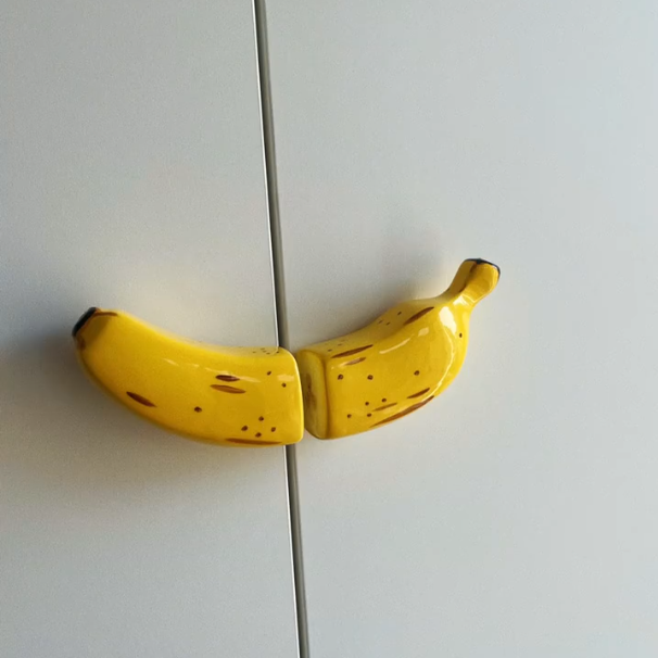 Banana Cabinet Door Handle Set, 2 Piece Ceramic Banana Drawer Pulls, Screw Mounted Fruit Shaped Cupboard Handles for Wardrobe, Dresser, Kitchen Cabinet, Kids Room Decor