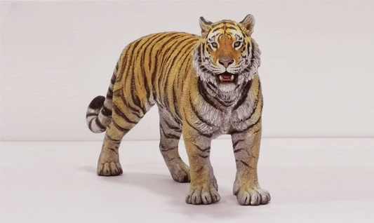 Siberian Tiger Figurine, 1:10 Scale Standing Tiger Collectible Statue, Hand Painted Wildlife Animal Model for Shelf, Desk, Office, Living Room, Display Decor