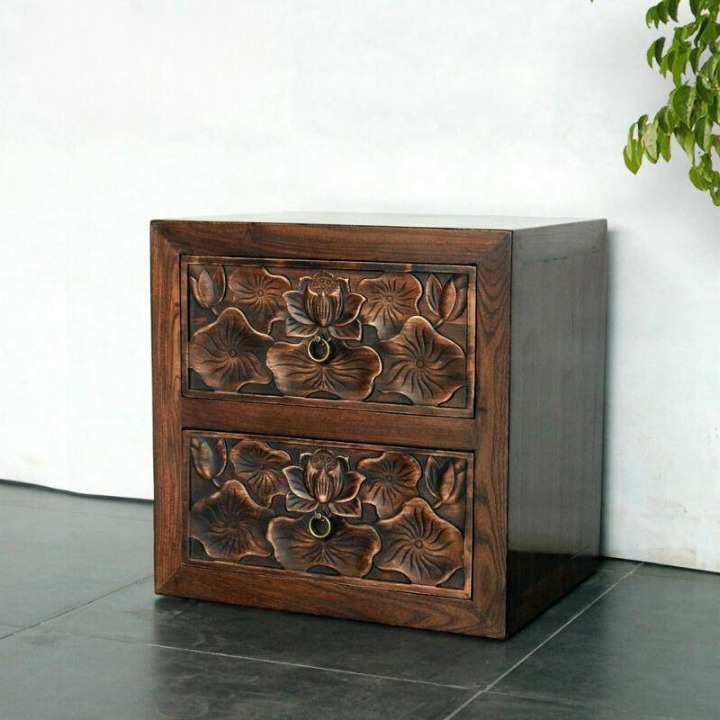 Hand-Carved Solid Wood Nightstand with 2 Drawers, Lotus Floral Bedside Table with Antique Ring Pulls, Dark Brown Accent Cabinet for Bedroom, Living Room or Guest Room