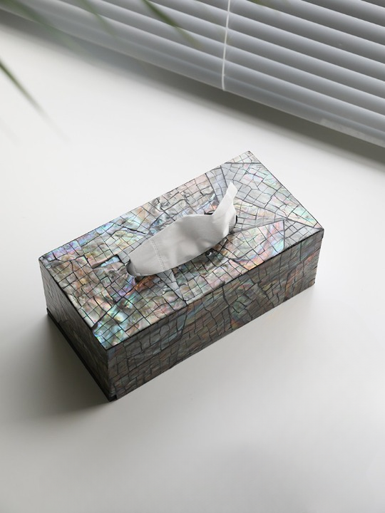Black Shell Mosaic Tissue Box Cover, Rectangular Decorative Tissue Holder with Iridescent Inlay Finish for Bathroom, Bedroom, Living Room, Office or Vanity