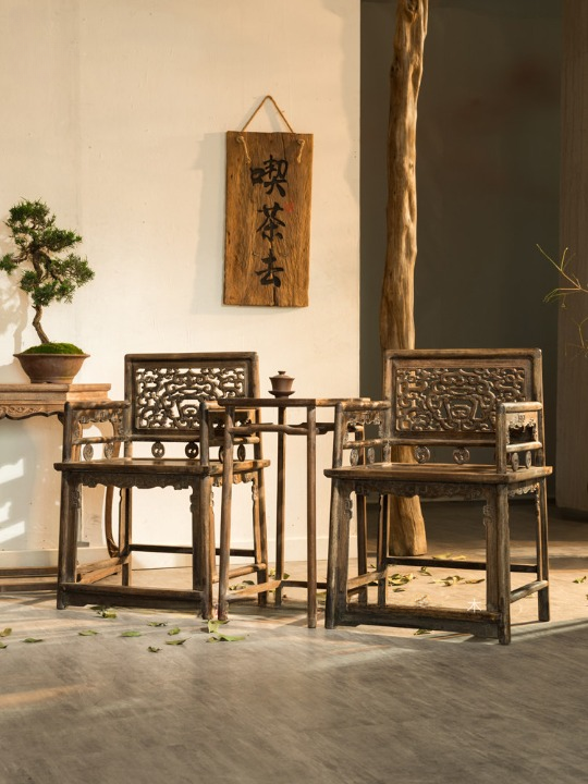 Antique Style Solid Wood Armchair Set with Tea Table, 3 Piece