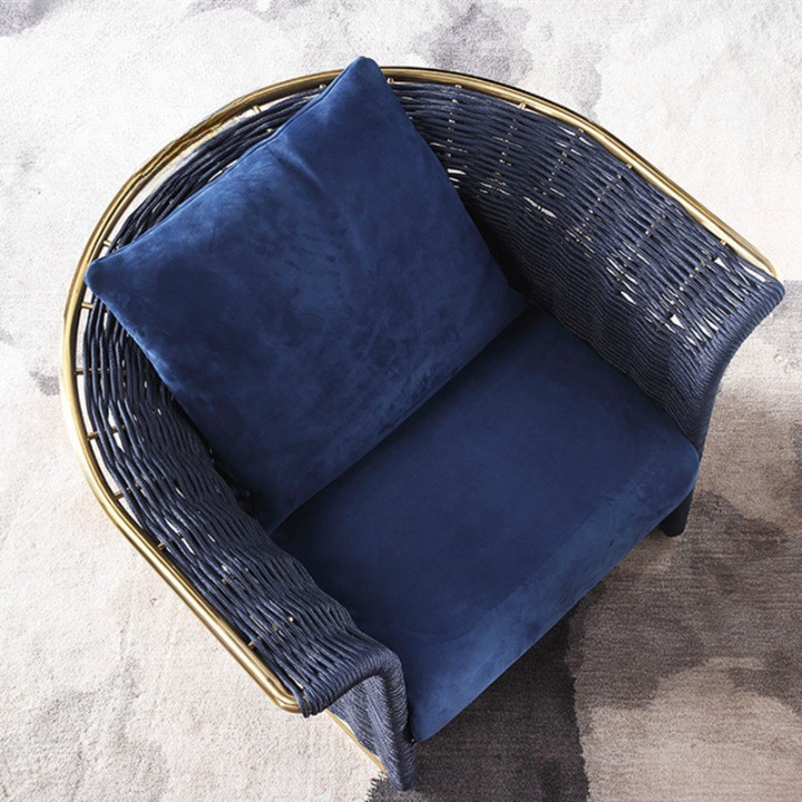 Outdoor Wicker Lounge Chair with Navy Blue Cushions, Handwoven Rattan Style Patio Armchair with Stainless Steel Frame for Garden, Balcony, Porch, Poolside, Living Room and Hotel Lounge