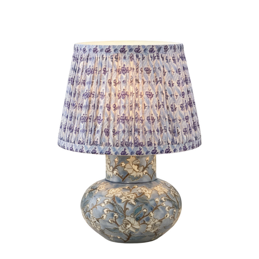 Small Blue Floral Ceramic Table Lamp with Pleated Fabric Shade, Vintage Bedside Lamp with E27 Socket and Button Switch, Decorative Nightstand Lamp for Bedroom Living Room
