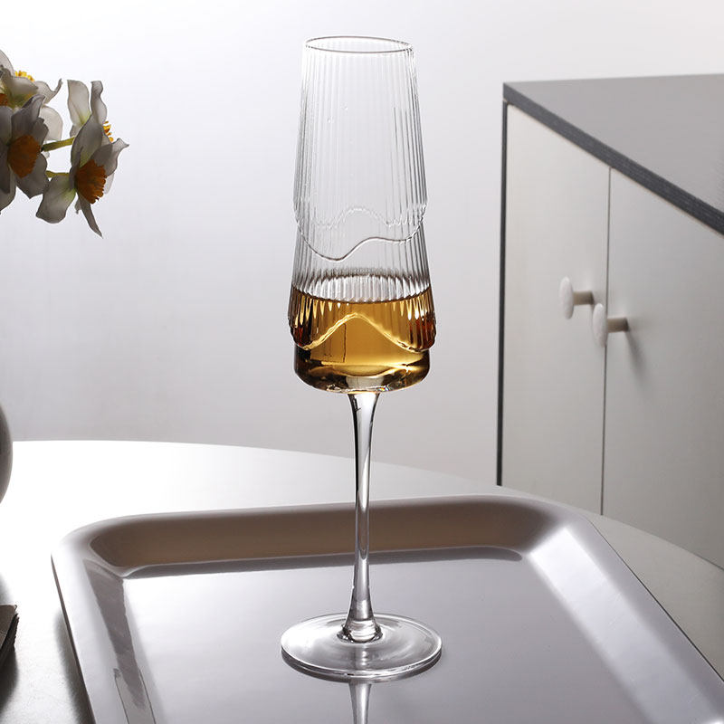 Ribbed Crystal Champagne Flute, 10.6 oz Amber Base Stemmed Glass, Japanese Style Sparkling Wine Glass, Elegant Tall Goblet for Champagne, Prosecco, Cocktails, Weddings and Home Bar, Set of 1