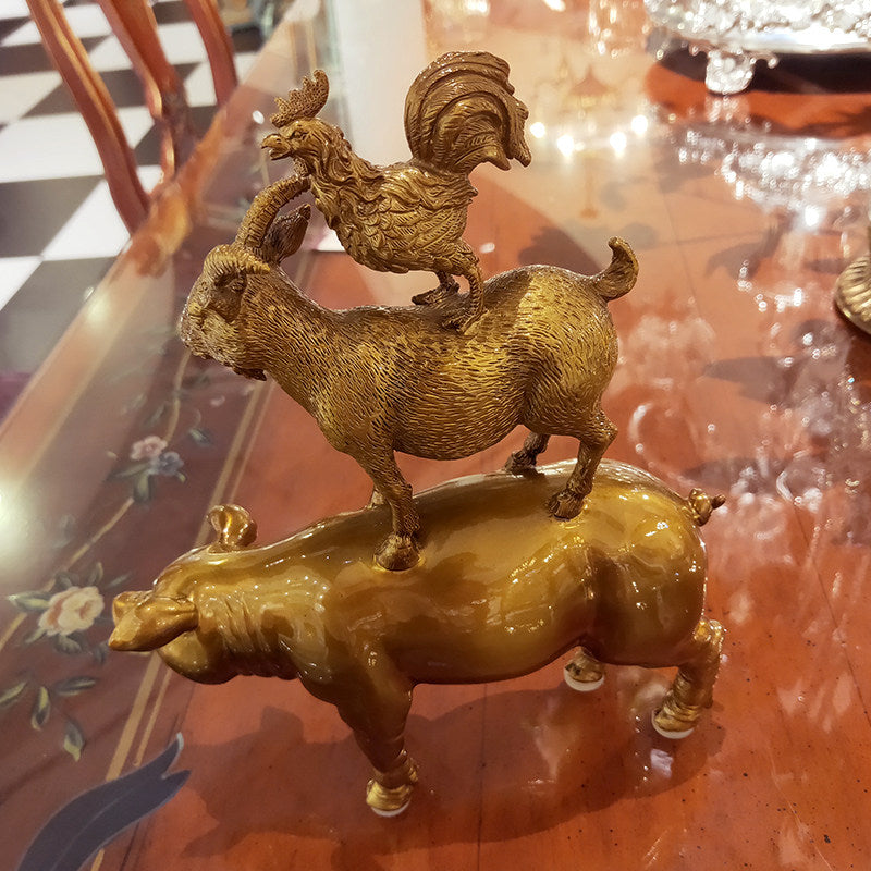 Gold Stacked Farm Animal Statue, Pig Goat and Rooster Decorative Figurine, Metallic Animal Sculpture for Farmhouse Decor, Tabletop Centerpiece, Bookshelf, Office Desk, Living Room and Gift Display