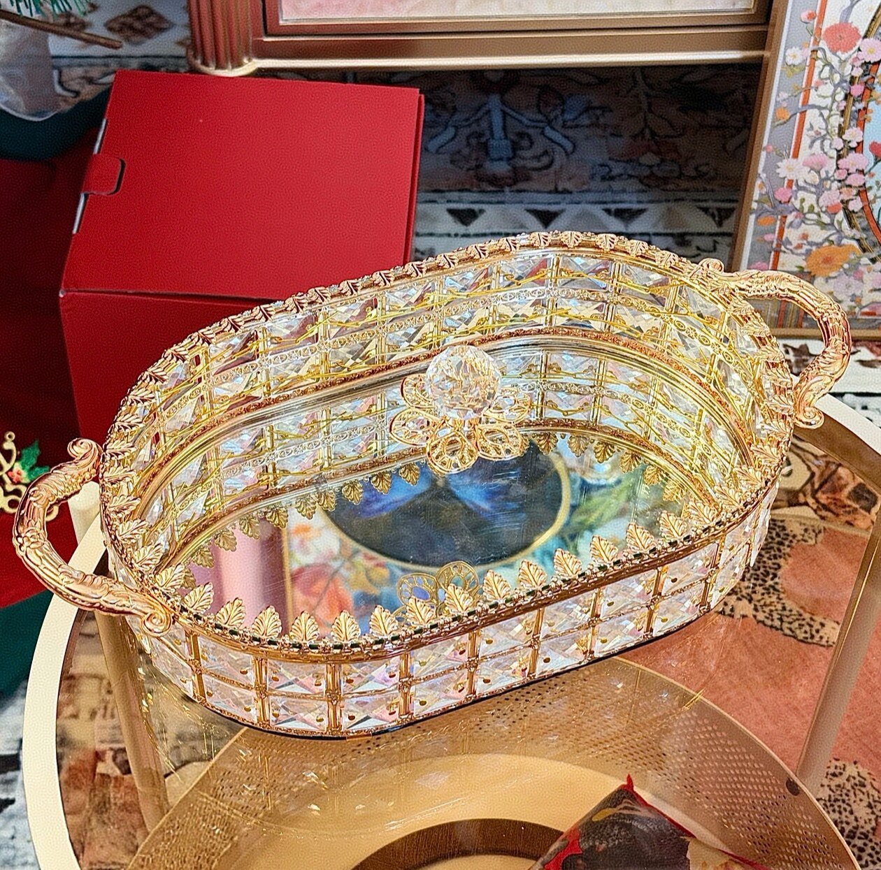 Luxury Crystal Candy Dish with Lid, Gold Decorative Serving Tray, Covered Snack Organizer for Coffee Table, Coffee Bar, Living Room, Dining Table and Wedding Decor