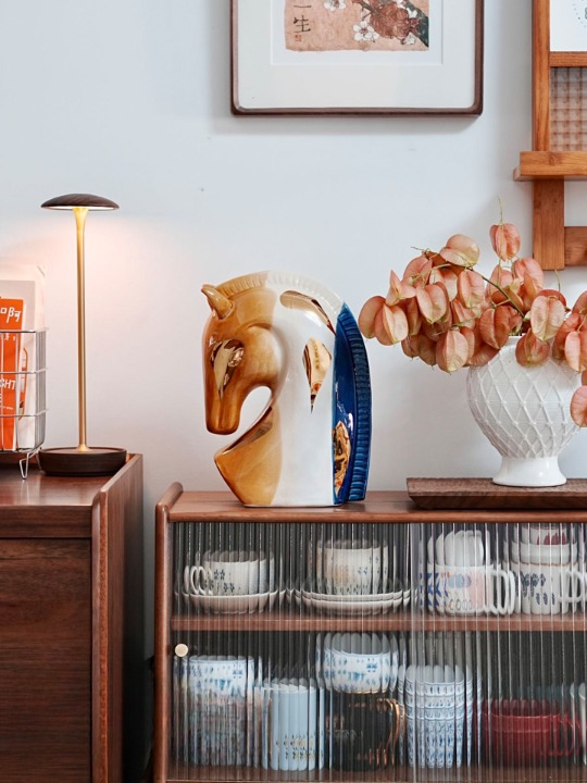 Ceramic Horse Head Sculpture with Gold Detail, Modern Artistic Tabletop Figurine for Living Room, Entryway, TV Console, Office Desk or Bookshelf Decor