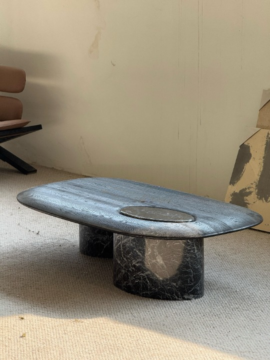 Oval Solid Wood Coffee Table, Black Travertine Accent Cocktail Table for Living Room