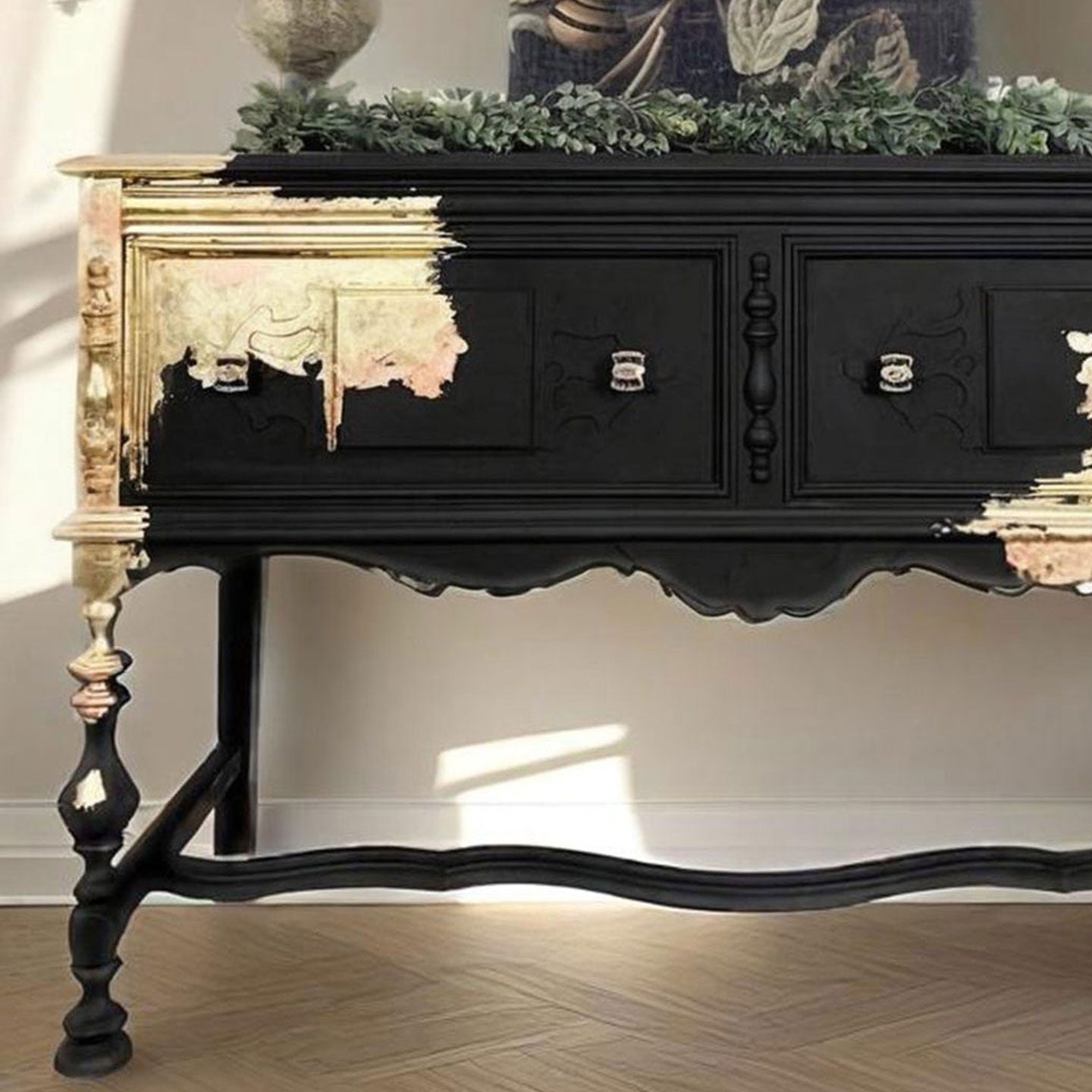 Black and Gold Hand-Painted Solid Wood Console Cabinet, French Vintage 2-Drawer Entryway Sideboard with Distressed Finish, Turned Legs and Curved Stretcher for Hallway, Dining Room and Living Room