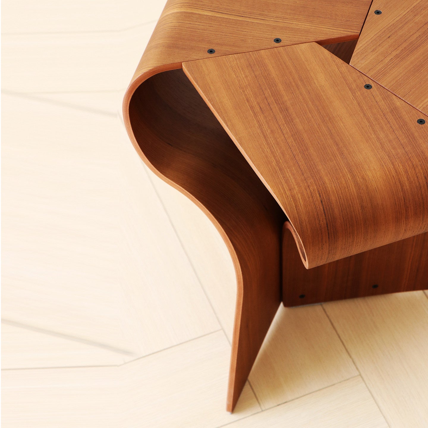 Teak-Tone Curved Plywood Stool, Sculptural Three-Panel Low Seat and Multipurpose Wood Side Table for Entryway, Living Room, Bedroom, Bedside and Reading Corner