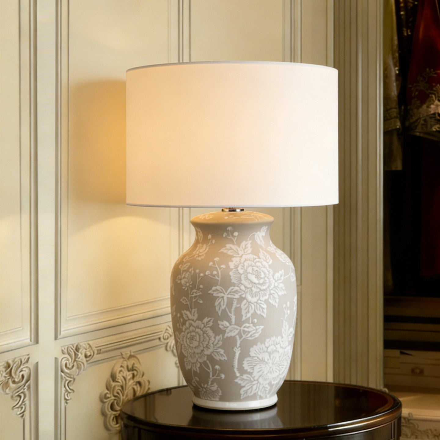Beige Floral Ceramic Table Lamp with White Fabric Shade, Raised Flower Relief Bedside Lamp with E27 Socket and Button Switch, Decorative Nightstand Lamp for Bedroom Living Room