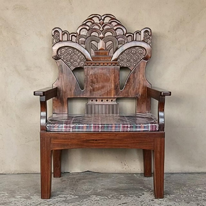 Hand-Carved Solid Elm Wood Dining Chair with Arms, Tall Back Accent Armchair, Ornamental Sculpted Backrest Side Chair for Dining Room, Living Room or Reception Area, Brown Wood Finish