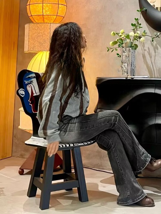 Hand Painted Abstract Face Dining Chair, Solid Wood Artistic Accent Chair with Black and White Pattern Seat, Modern Statement Side Chair for Dining Room, Living Room, Bedroom, Studio, and Entryway Decor