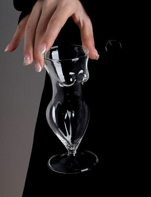 Female Silhouette Cocktail Glass, 7 oz Artistic Stemmed Glass, Clear Crystal-Style Drinkware Goblet for Champagne, Wine, Cocktails, Liqueur, Juice, Parties and Home Bar, Set of 1