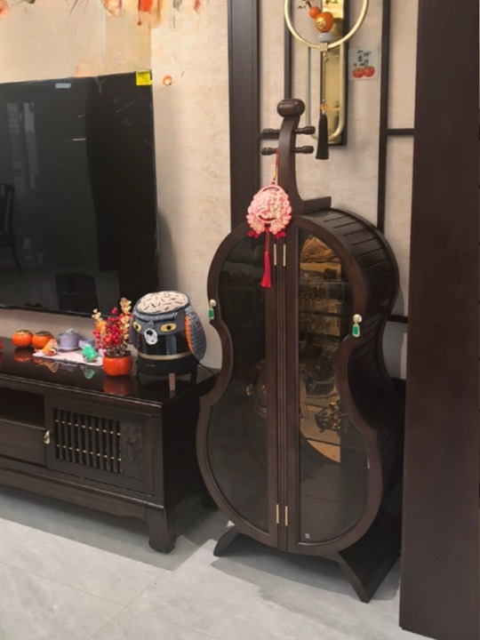 Solid Wood Violin Wine Cabinet with Glass Doors and LED Light