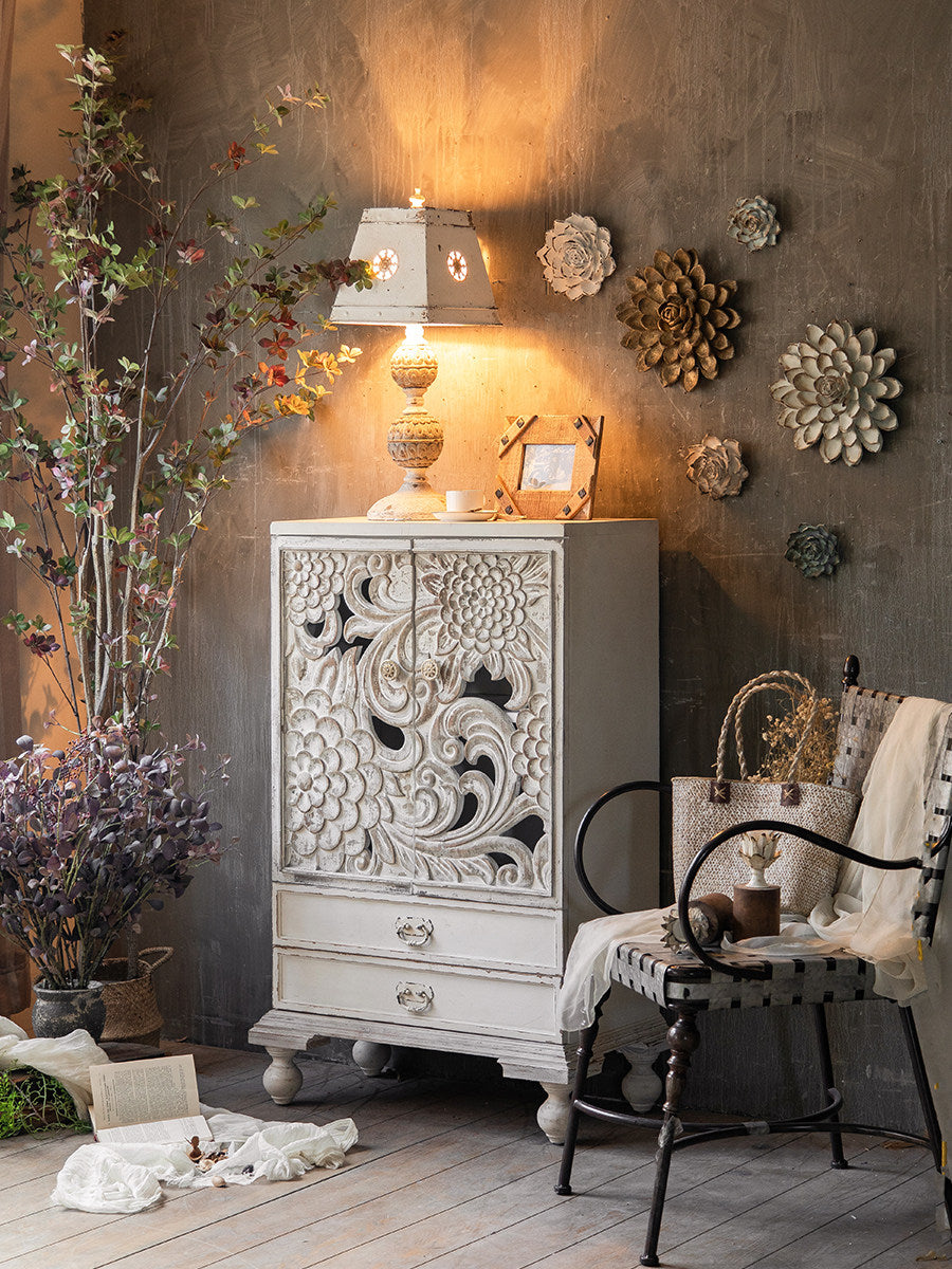 Distressed White Carved Wood Accent Cabinet with 2 Doors and 2 Drawers, Floral Storage Cabinet for Entryway, Living Room and Bedroom