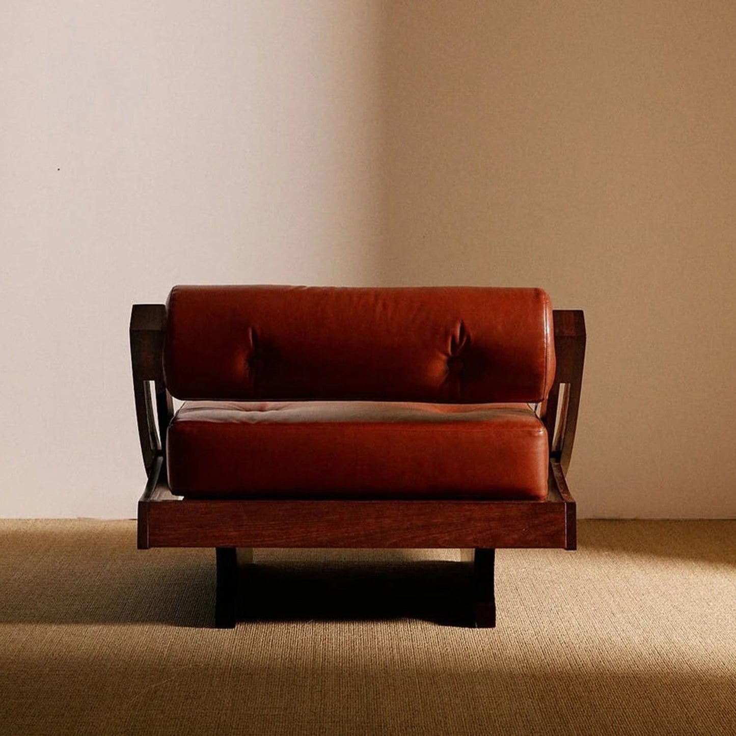 Retro Brown Leather Accent Chair, Upholstered Single Sofa Lounge Chair with Solid Wood Frame, Mid Century Modern Reading Chair for Living Room, Bedroom, Hotel Lobby, Reception